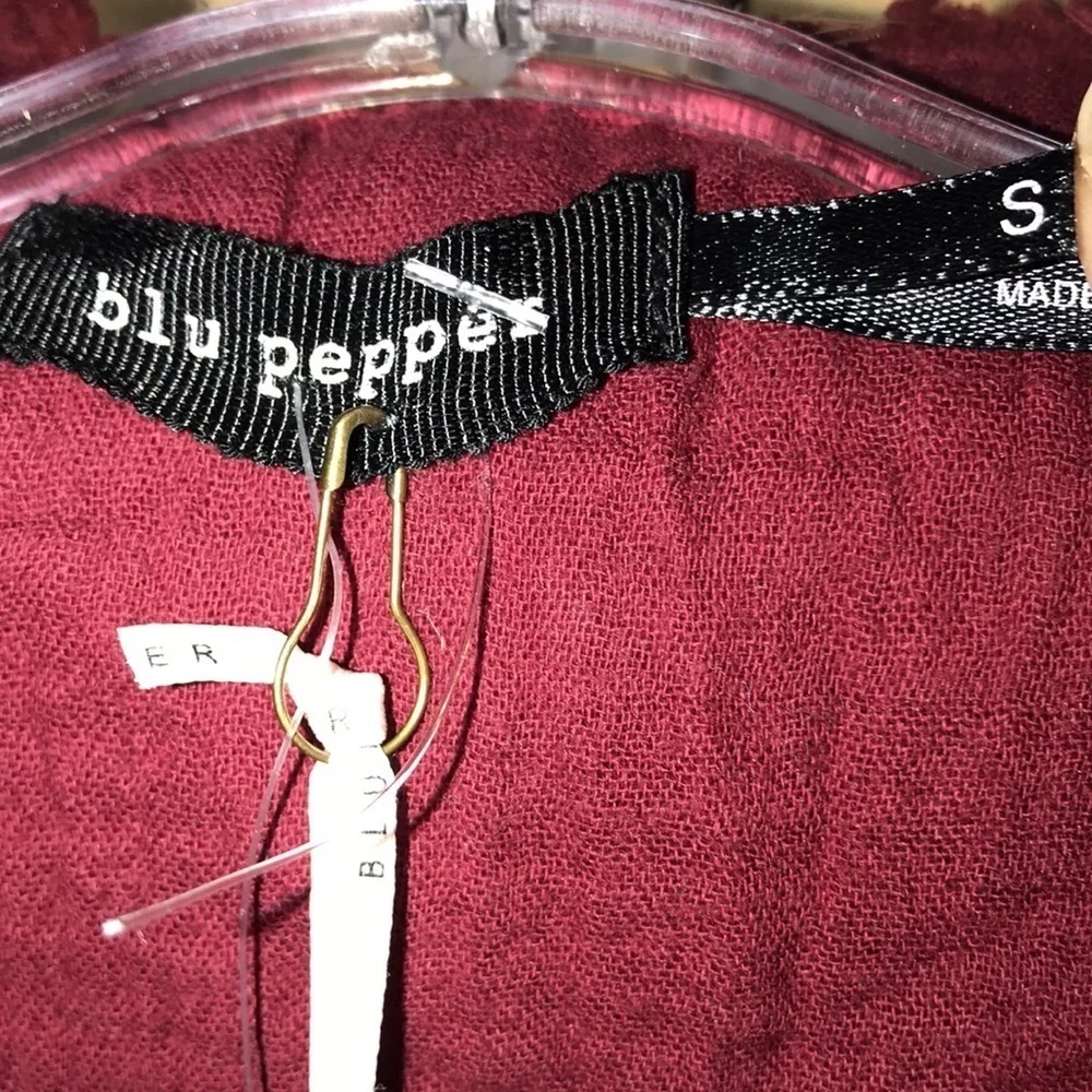 Blu Pepper Burgundy Vest S NWT - Picture 4 of 8